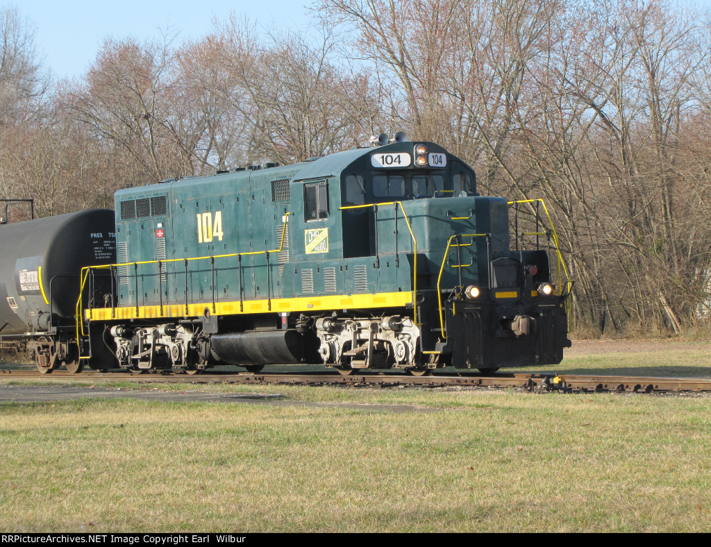 Ohio South Central Railroad (OSCR) 104